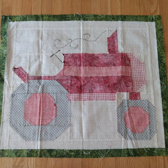 Quilted Farm Tractor Quilt Block Fabric Panel Red Green Pillow Cover Wallhanging - Picture 11 of 13